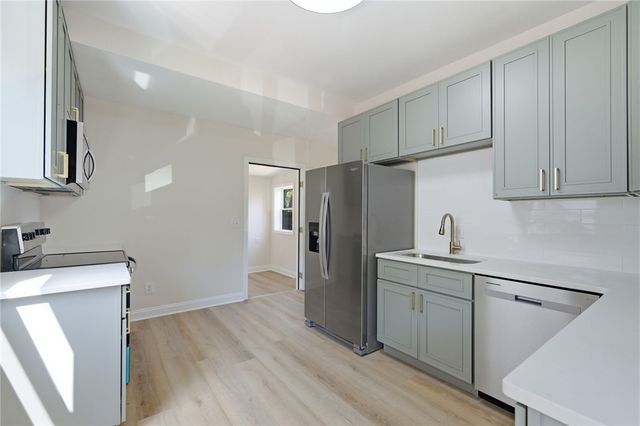 2403 S Sutphin Street, Middletown, OH 45044