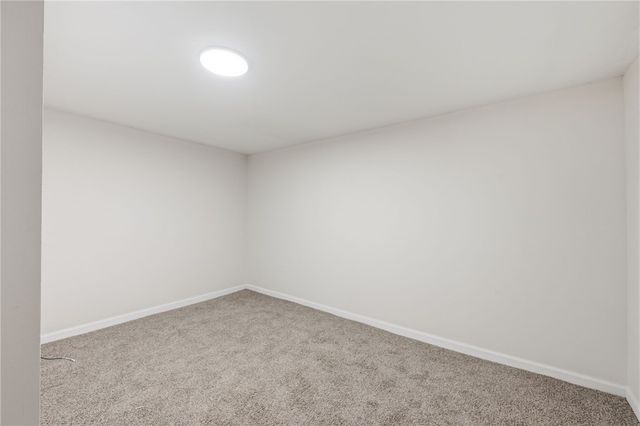 2403 S Sutphin Street, Middletown, OH 45044