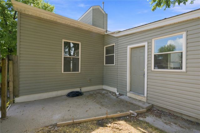 2403 S Sutphin Street, Middletown, OH 45044