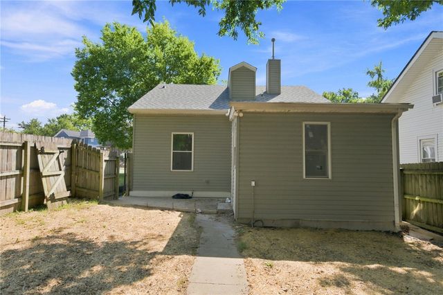 2403 S Sutphin Street, Middletown, OH 45044