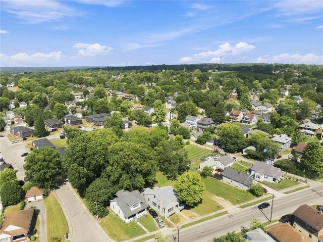 2403 S Sutphin Street, Middletown, OH 45044