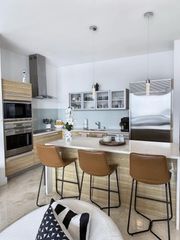 2020 N Bayshore Dr 2704, Miami, FL 33137