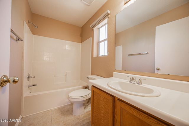 670 E MARIPOSA Place, Chandler, AZ 85225