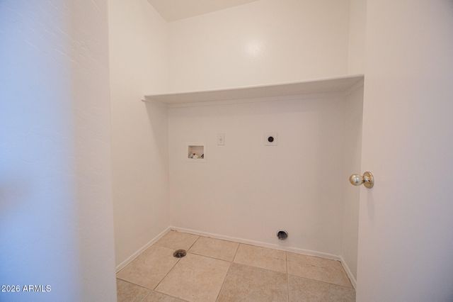 670 E MARIPOSA Place, Chandler, AZ 85225
