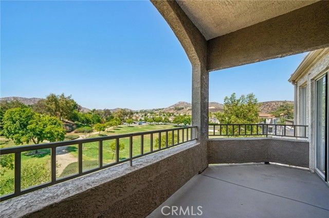 1995 Las Colinas Circle 307, Corona, CA 92879