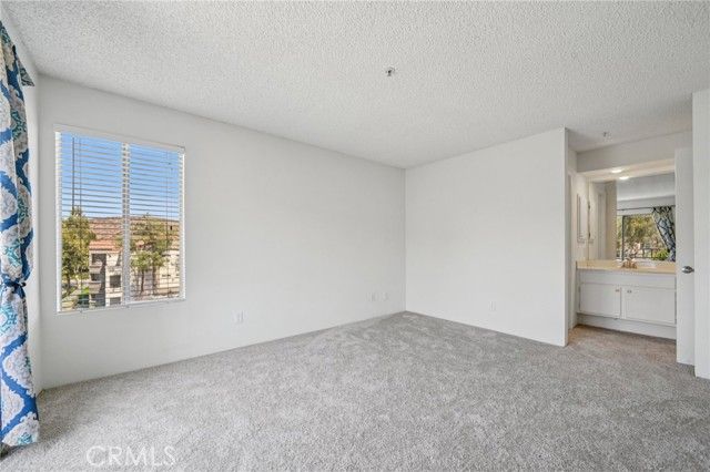 1995 Las Colinas Circle 307, Corona, CA 92879