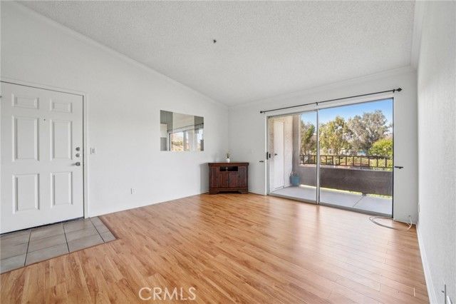 1995 Las Colinas Circle 307, Corona, CA 92879