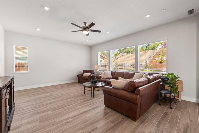 6121 Ottawa St, El Dorado Hills, CA 95762