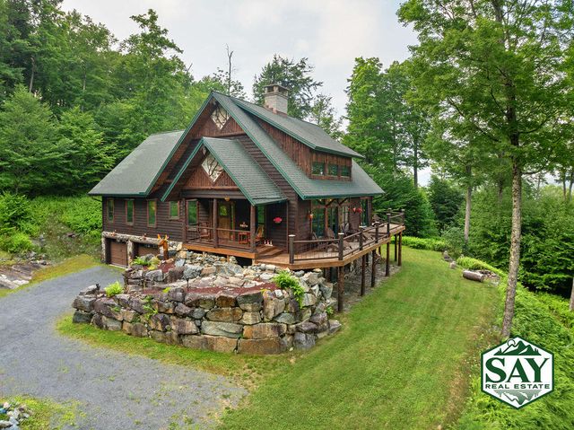 189 Oseetah Woods Road, Saranac Lake, NY 12983