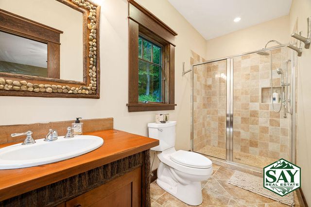 189 Oseetah Woods Road, Saranac Lake, NY 12983