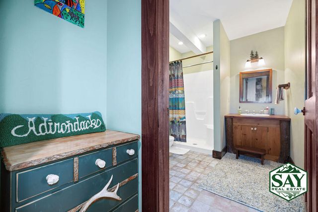 189 Oseetah Woods Road, Saranac Lake, NY 12983