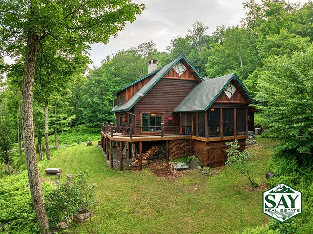 189 Oseetah Woods Road, Saranac Lake, NY 12983