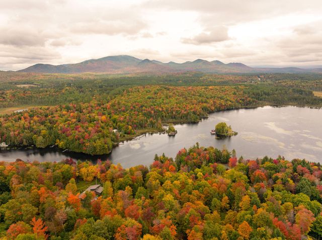 189 Oseetah Woods Road, Saranac Lake, NY 12983