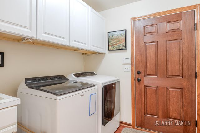 6663 Waybridge Drive Se 37, Cascade Twp, MI 49546