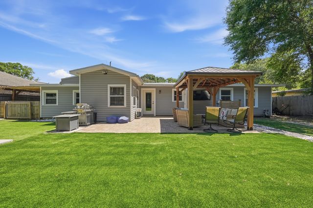 331 SE Wheeler Street, Fort Walton Beach, FL 32548