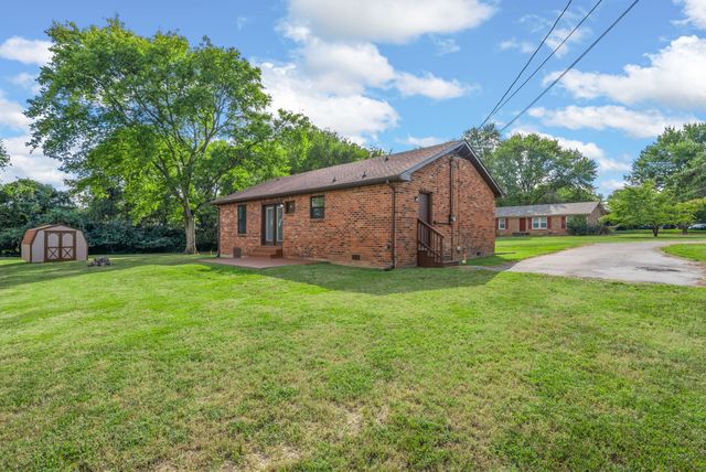 324 Welchwood Dr, Clarksville, TN 37040