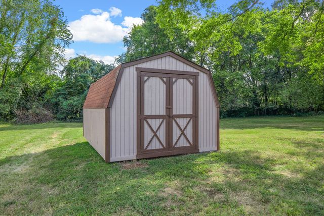 324 Welchwood Dr, Clarksville, TN 37040