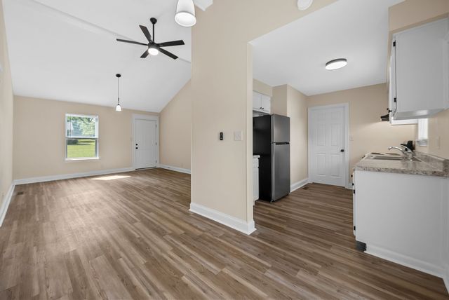 324 Welchwood Dr, Clarksville, TN 37040