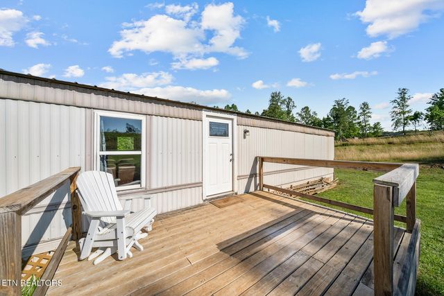 390 SparkmanTown Rd, Rock Island, TN 38581