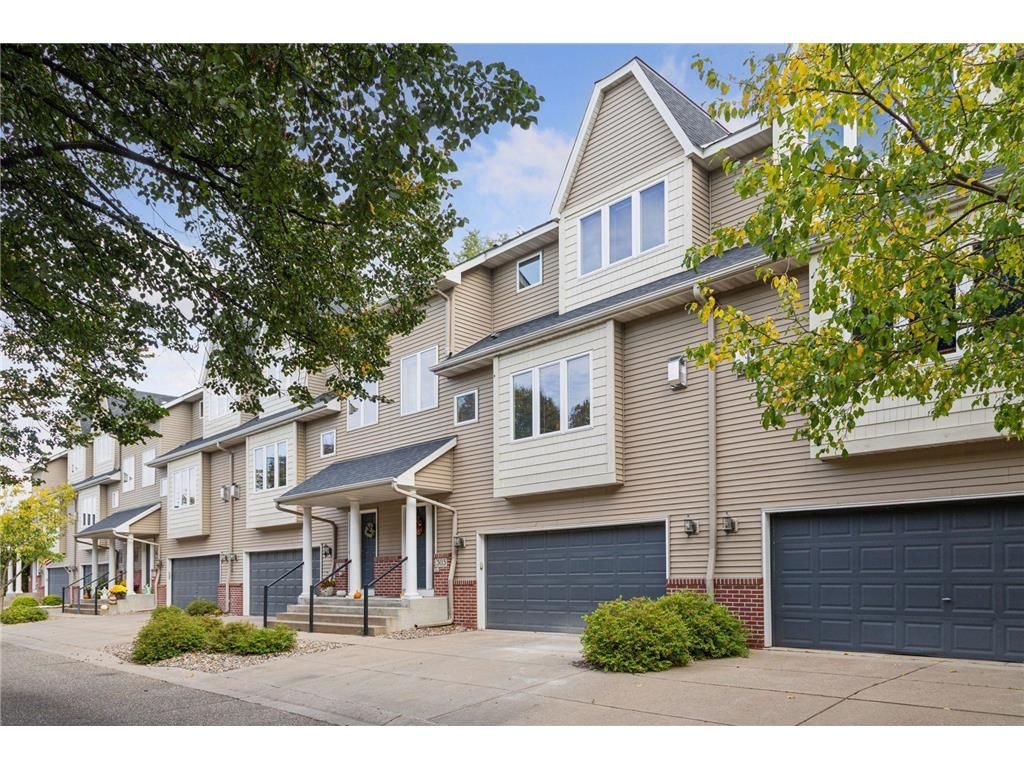 303 Oak Street, Prescott, WI 54021