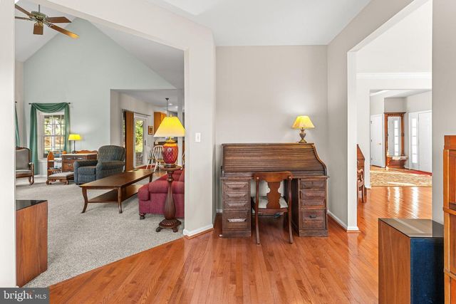 6 BELMONT CIR, Avondale, PA 19311