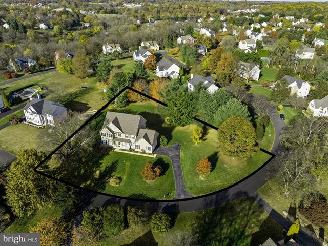 6 BELMONT CIR, Avondale, PA 19311