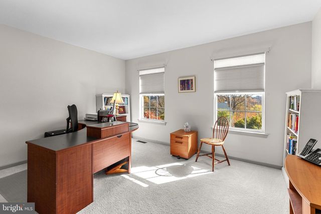 6 BELMONT CIR, Avondale, PA 19311