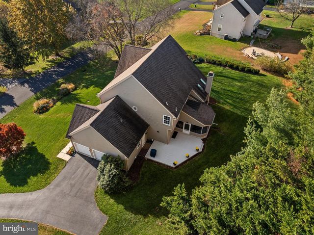 6 BELMONT CIR, Avondale, PA 19311