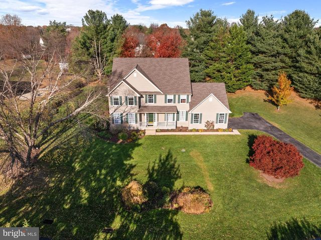 6 BELMONT CIR, Avondale, PA 19311