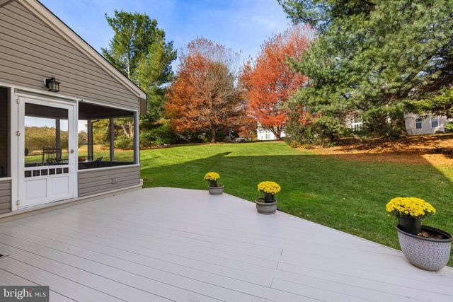 6 BELMONT CIR, Avondale, PA 19311