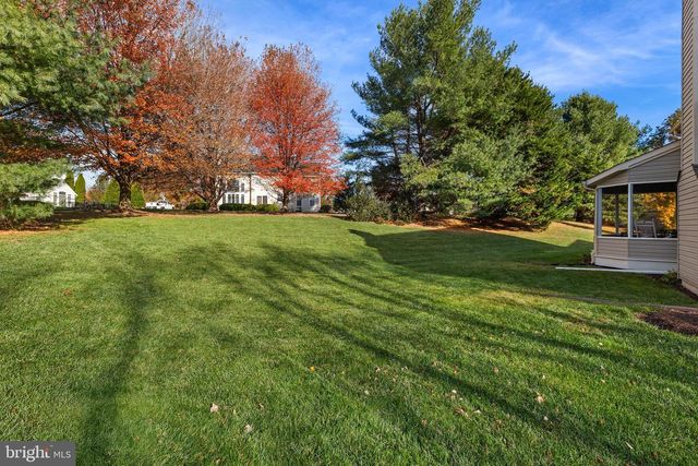 6 BELMONT CIR, Avondale, PA 19311