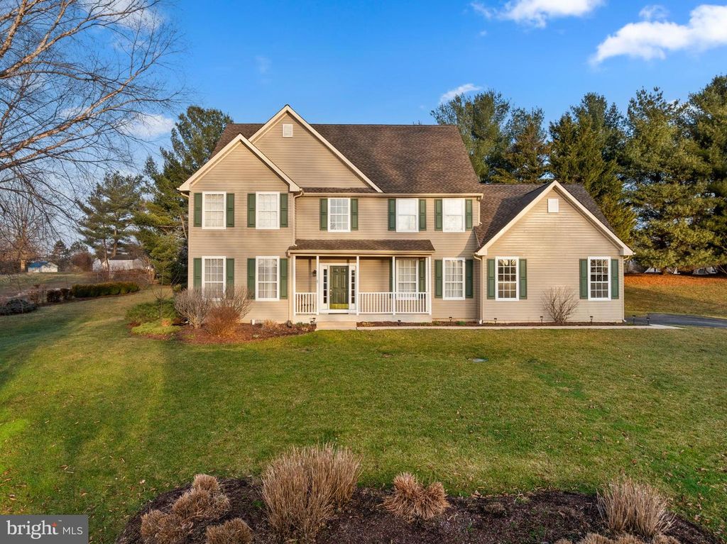 6 BELMONT CIR, Avondale, PA 19311