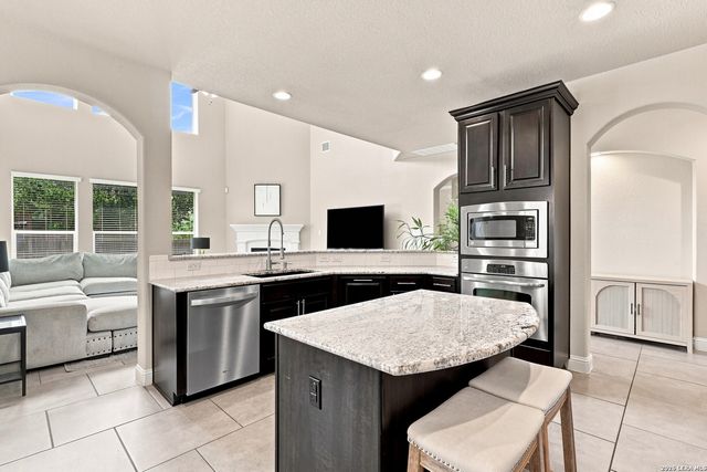 710 Viento Pt, San Antonio, TX 78260