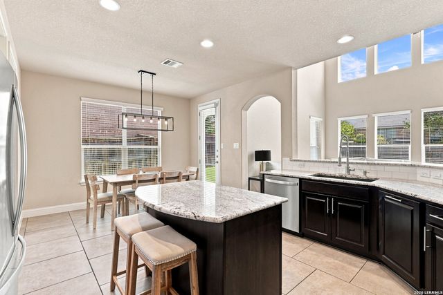 710 Viento Pt, San Antonio, TX 78260