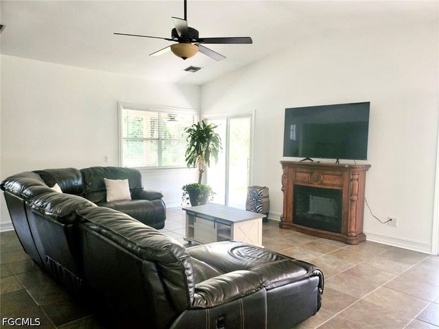 740 19th ST SW, Naples, FL 34117