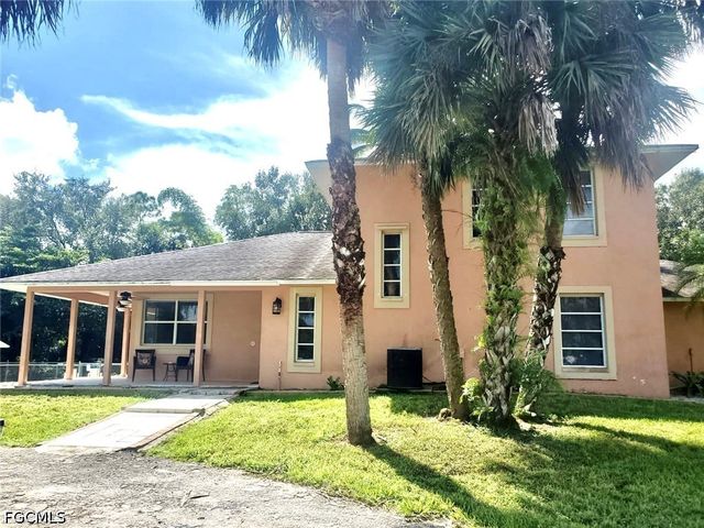 740 19th ST SW, Naples, FL 34117