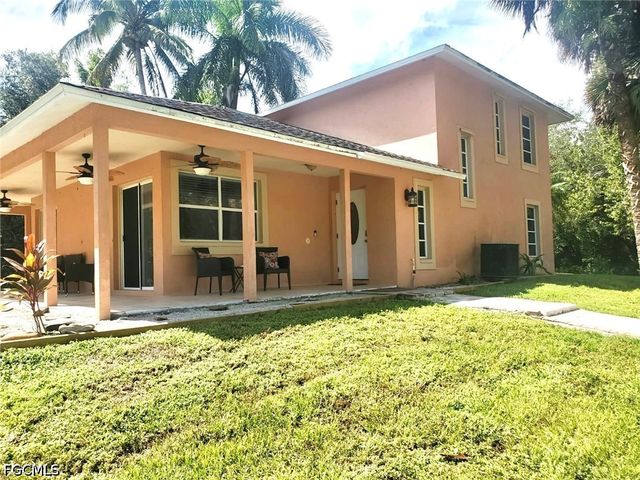 740 19th ST SW, Naples, FL 34117