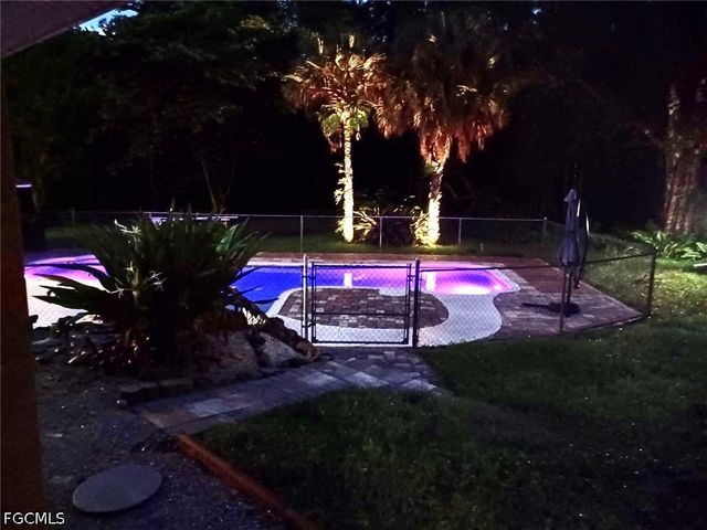 740 19th ST SW, Naples, FL 34117