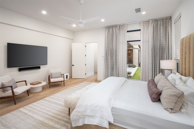 5000 W Hanover Avenue, Dallas, TX 75209