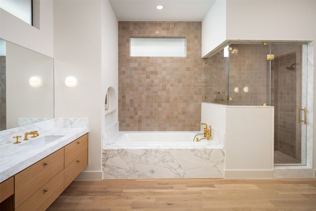 5000 W Hanover Avenue, Dallas, TX 75209