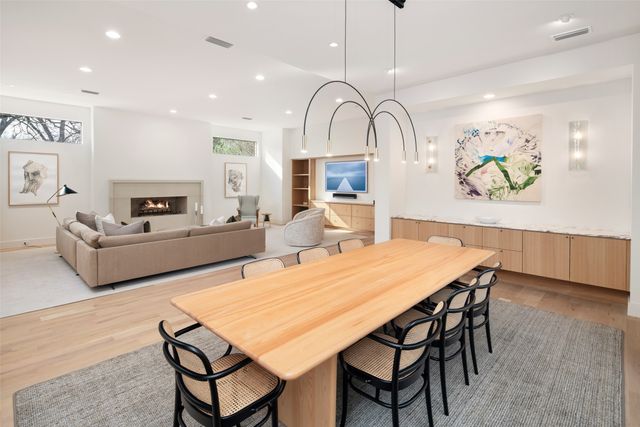 5000 W Hanover Avenue, Dallas, TX 75209