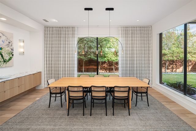 5000 W Hanover Avenue, Dallas, TX 75209