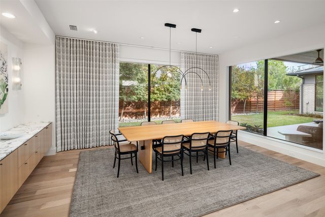 5000 W Hanover Avenue, Dallas, TX 75209