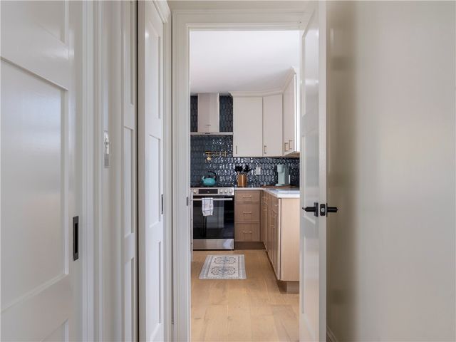 7 Dearborn Street 2, Newport, RI 02840