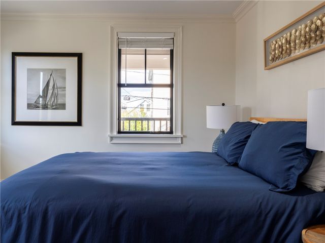 7 Dearborn Street 2, Newport, RI 02840