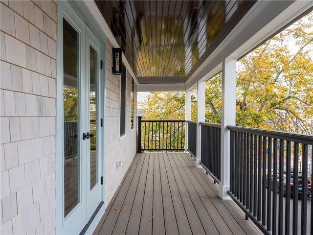 7 Dearborn Street 2, Newport, RI 02840