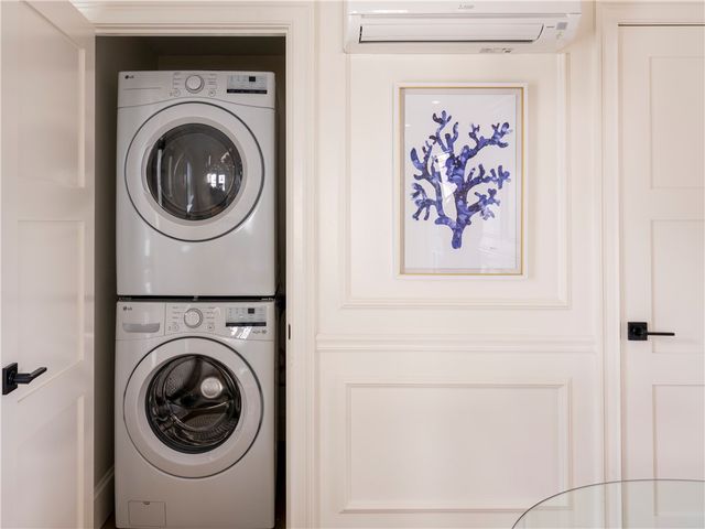 7 Dearborn Street 2, Newport, RI 02840