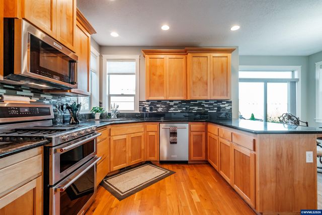 2749 Merced Ct SE, Salem, OR 97306