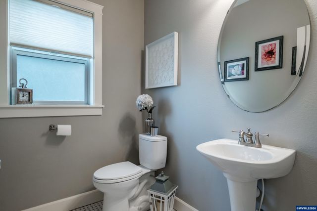 2749 Merced Ct SE, Salem, OR 97306