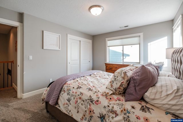 2749 Merced Ct SE, Salem, OR 97306